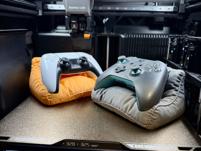 Bean Bag Gaming Controller Stand - Xbox/PS5, etc! 3D model
