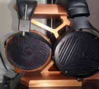 Headphone stand 3D model