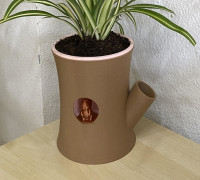 Log & Squirrel - Self-watering planter 3D model