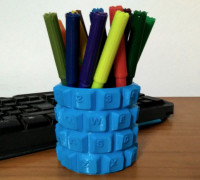 Customizable Keyboard Penholder/Box 3D model