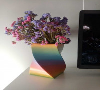 Twisted vase 3D model