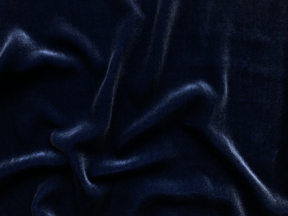 Black Silk Velvet 18% Silk/82% Rayon 45