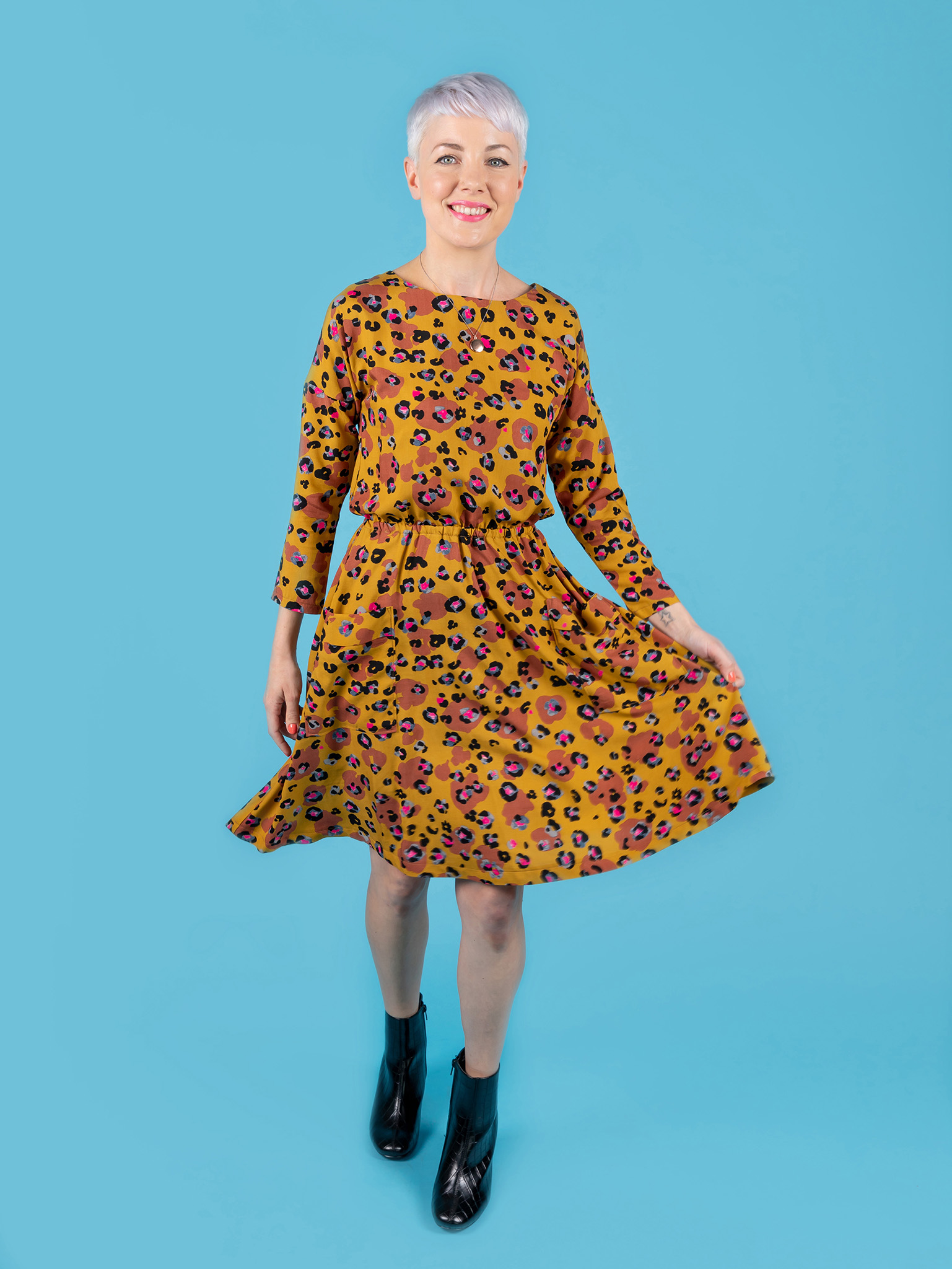 Tilly and the Buttons: How to Embroider Flowers on Your Clothing
