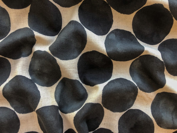 Kokka – Cotton/Linen Sheeting – Watercolor Spots – Black/Natural