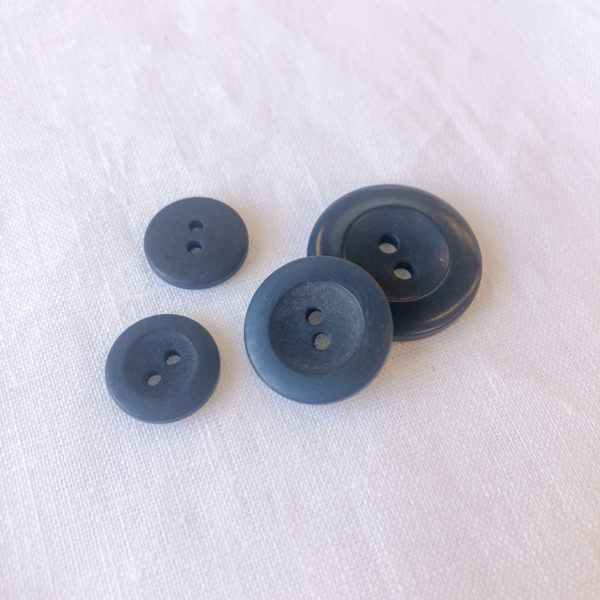 Wide Rim Corozo Buttons - Black