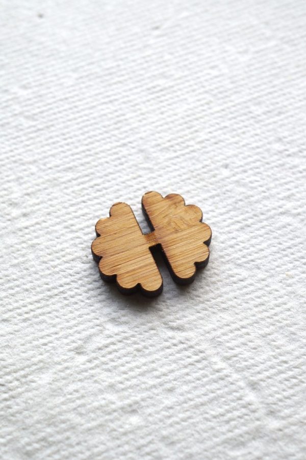 Arrow Mountain Bamboo Button - Flower