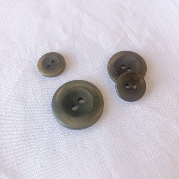 Wide Rim Corozo Buttons - Black