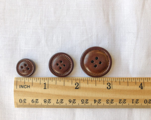 River Shell Buttons