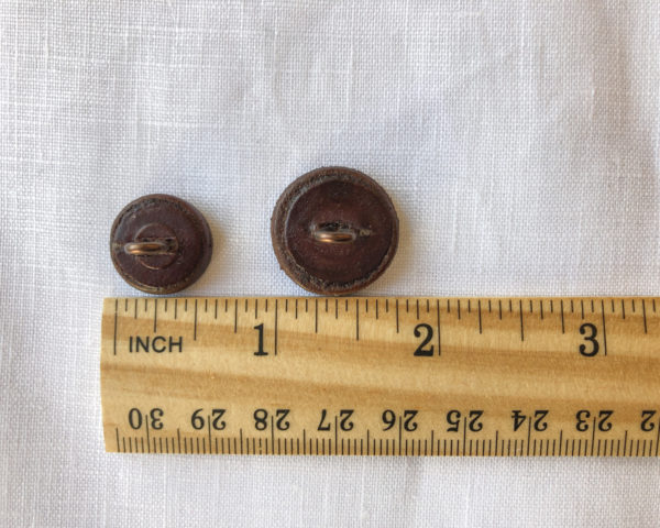 River Shell Buttons