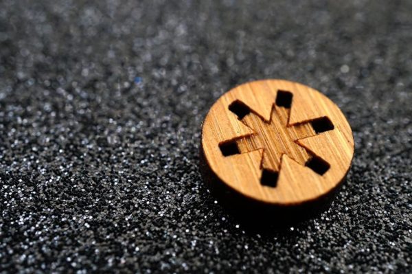 Arrow Mountain Bamboo Button - Asterisk