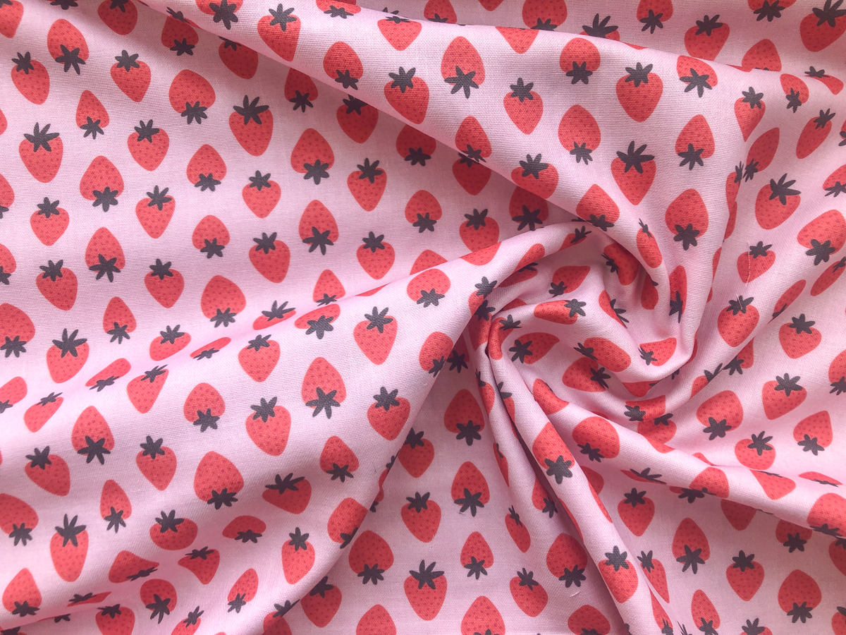 Organic Cotton Double Gauze Fruity Strawberries Stonemountain
