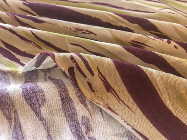 Deadstock Printed Linen – Painted Stripes – Split Pea/Burgundy