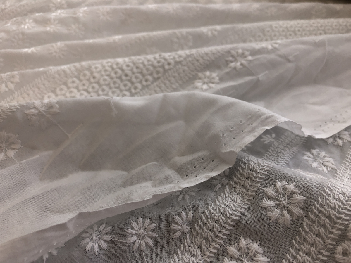 Capulet - Cotton Eyelet - Ivory - Stonemountain & Daughter Fabrics