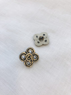 Metal Saucer Shank Buttons - Stonemountain & Daughter Fabrics