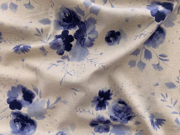 Kokka - Cotton/Linen Sheeting - Watercolor Roses - Blue