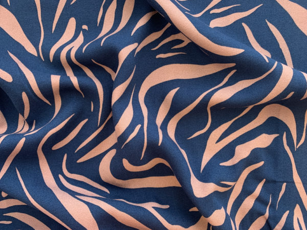 Viscose Crepe Print - Minimalist Tiger - Ecru/Black