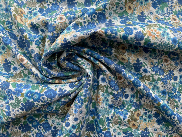 Kokka - Cotton Lawn - Wildflower Field - Blue