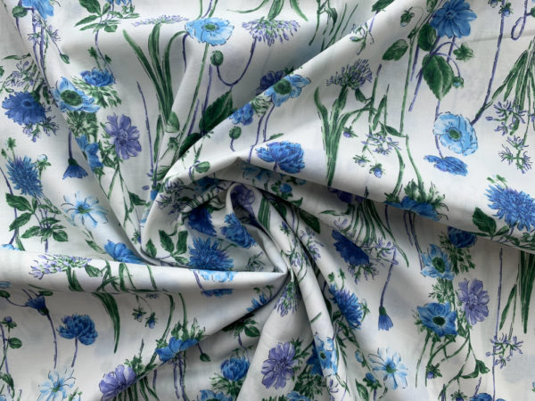 Kokka - Organic Cotton Lawn - Wildflower Bouquet - Blue