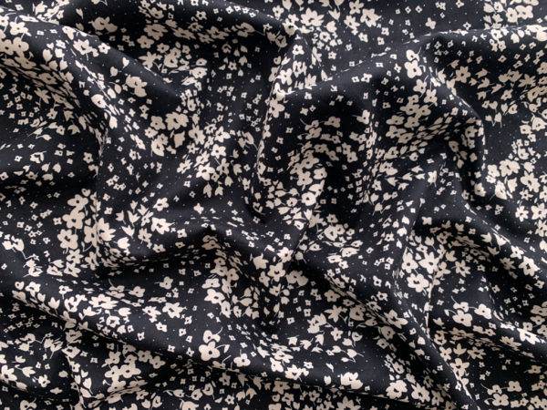 Cotton Poplin - Moody Floral - Black