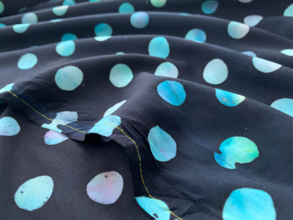 Rayon Batiks by Mirah – Polka Dots – Aquamarine