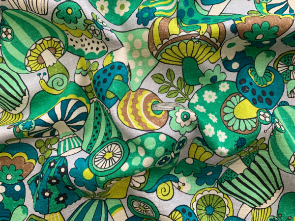 Kokka - Cotton Barkcloth - Retro Mushrooms - Green