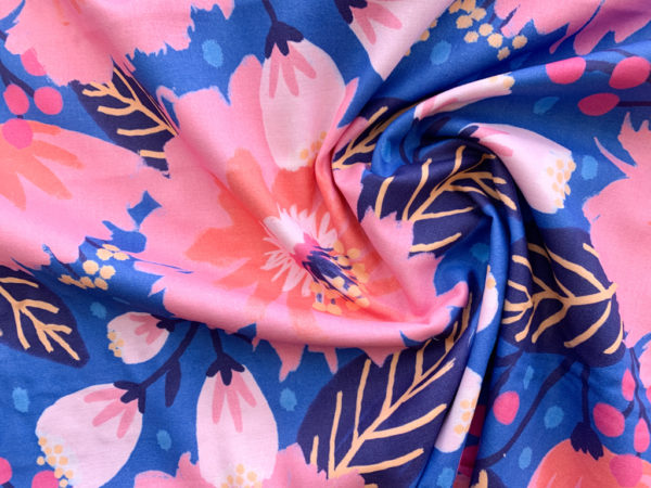 Organic Cotton Double Gauze – Vibrant Blooms – Blue Dahlia