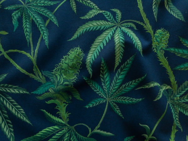 Alexander Henry – Cotton Canvas – Cannabis Sativa – Navy