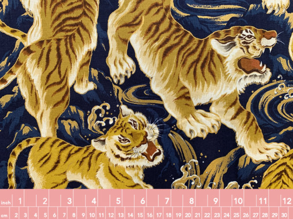 Quilting Cotton - Hyakka Ryoran - Metallic Tigers & Waves