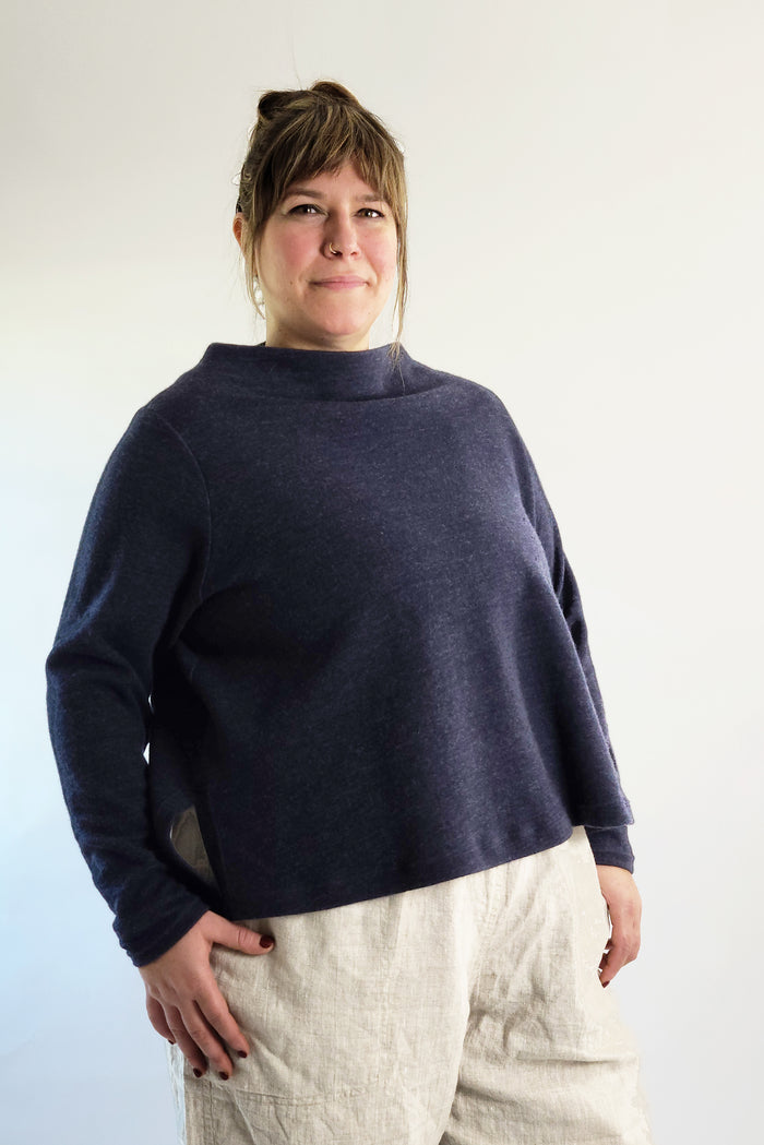 016 Cropped Sweater, Women's Knitting Pattern