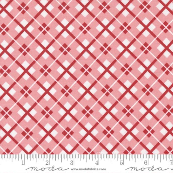 Quilting Cotton - Holly Jolly - Gift Wrap - Cheeky