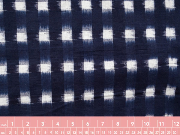 Dakota Square Cotton Ikat - Cream on Navy