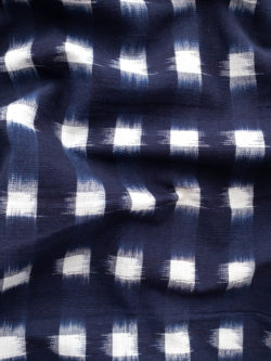 Dakota Square Cotton Ikat - Cream on Navy