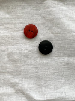 Shiny Plastic Button - 18mm