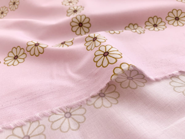 Lady McElroy - Cotton Lawn - Daisy Chain - Pink