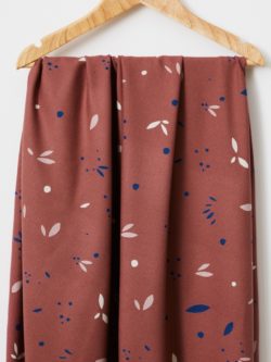 Mind the Maker – Viscose Crepe – Petals – Petal Rosewood