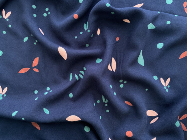 Mind the Maker – Viscose Crepe – Petals – Indigo Night