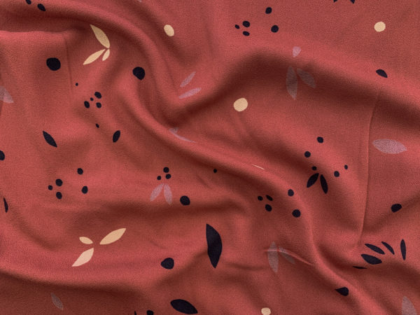 Mind the Maker – Viscose Crepe – Petals – Petal Rosewood