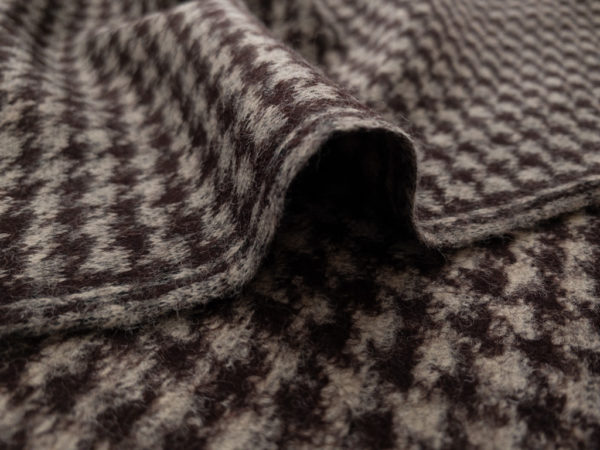 European Designer Deadstock – Wool/Polyester Knit – Grey/Chocolate Houndstooth