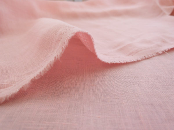 Designer Deadstock – 100% Linen – Pale Pink