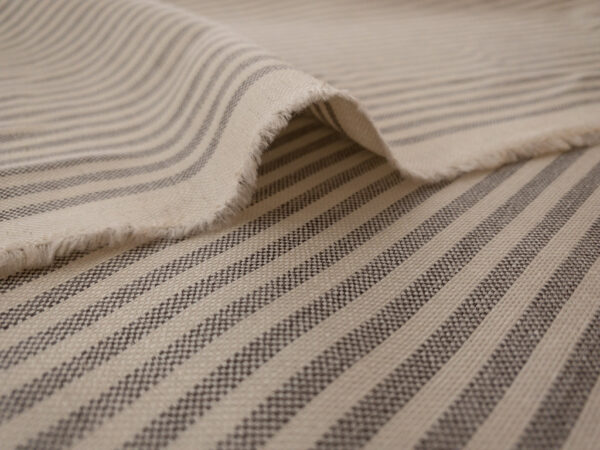 British Designer Deadstock – Yarn Dyed Linen/Viscose – Nutmeg/Natural Stripe