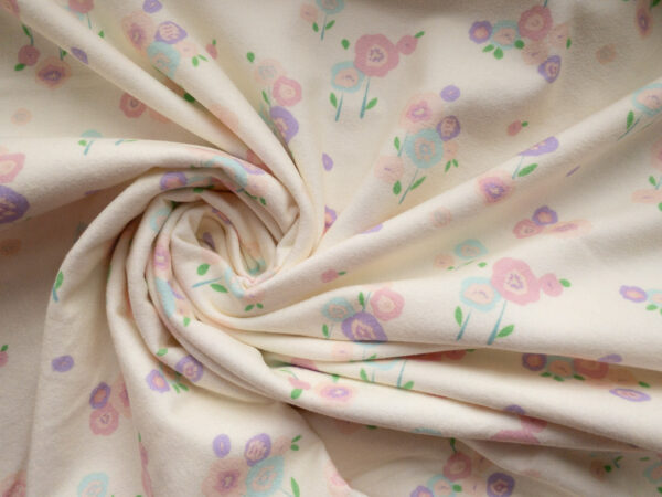 AGF – Cotton Flannel – LullaBee – Sweet Florets – Violet