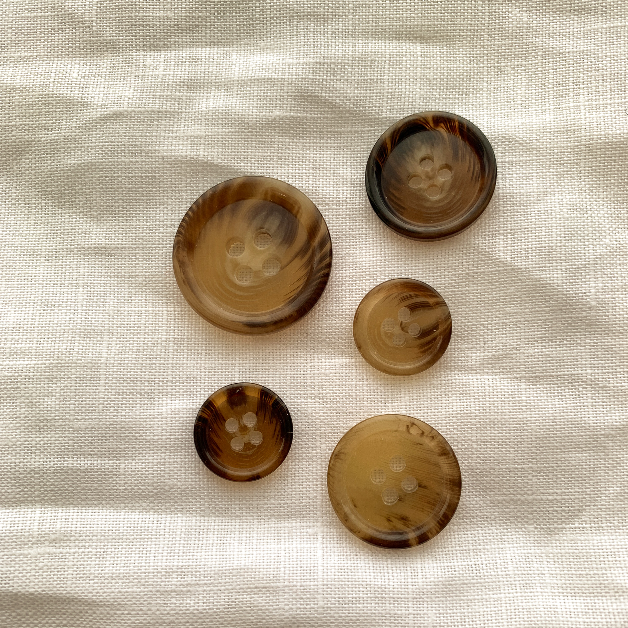 Dark Brown Horn Buttons for Suits