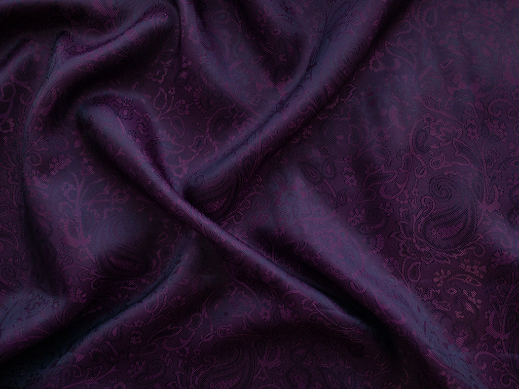 Lady McElroy – Viscose/Acetate Lining – Paisley Jacquard – Aubergine