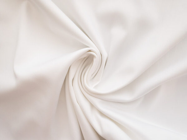 Lady McElroy – Sovereign Stretch Cotton/Tencel Twill – White