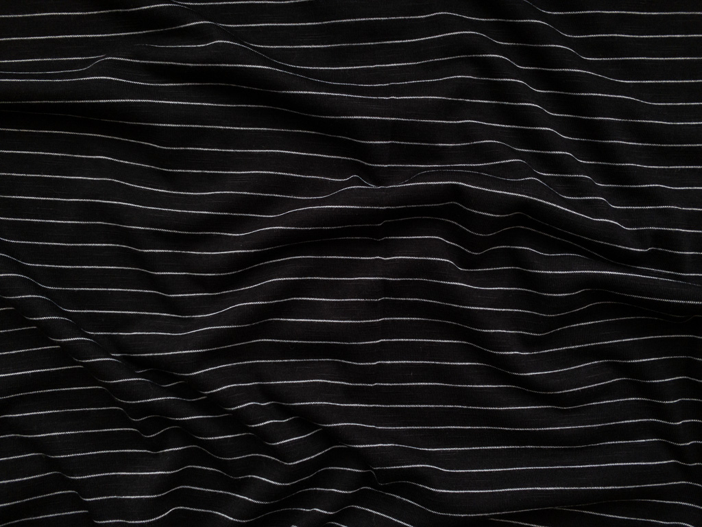 Amour Vert - Organic Cotton/Modal Jersey - Fine Stripe - Black ...