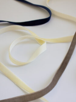 Grosgrain Ribbon with Stitched Edge - White - 1 - Stonemountain & Daughter  Fabrics