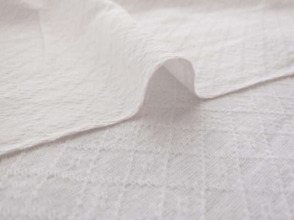 Textured Yarn Dyed Cotton - Diamond Weave - White