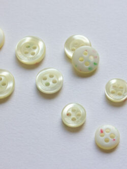 Shiny Plastic Shirt Buttons - Cream