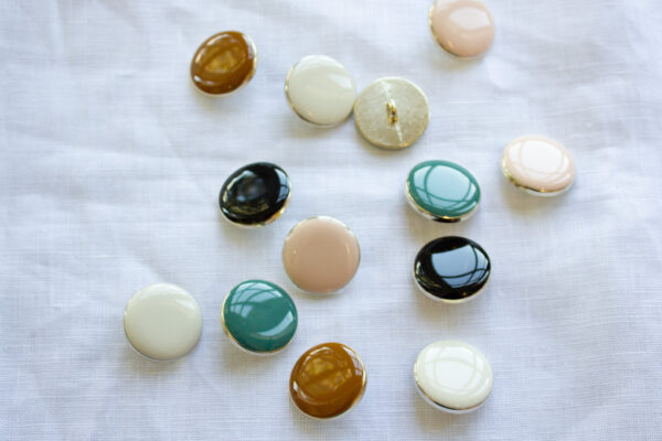 Atelier Brunette - Dotty Enamel Button