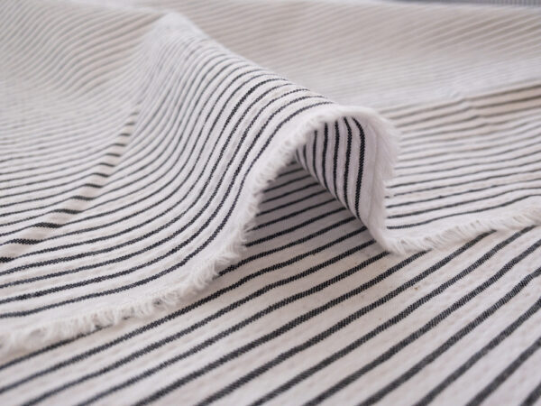 British Designer Deadstock - Seersucker Stripe - Stripe - Black/White